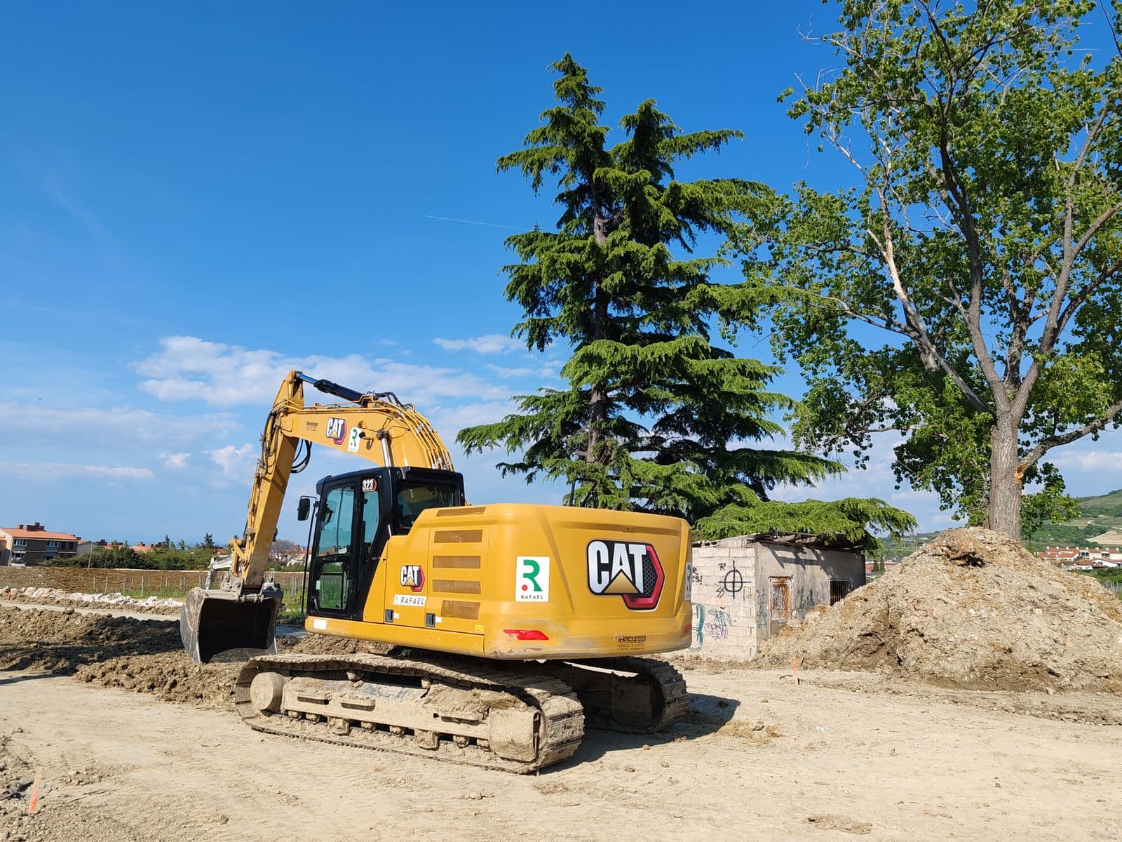 حفارات هيدروليكية Hitachi — 3