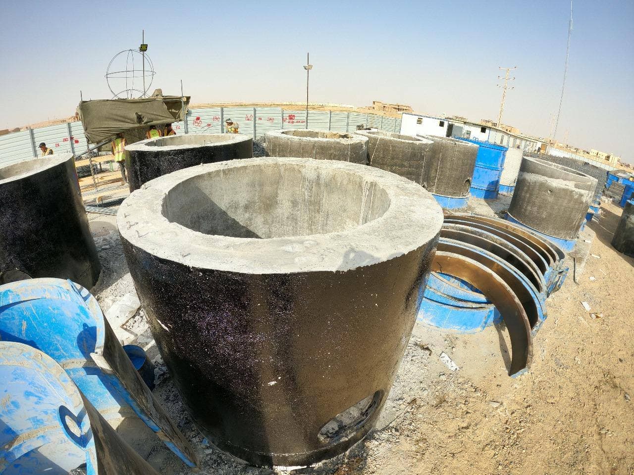 خلّاطات ومضخات خرسانة — 2